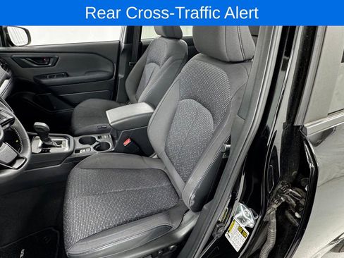 Certified 2025 Subaru Forester Premium AWD/4WD image 11
