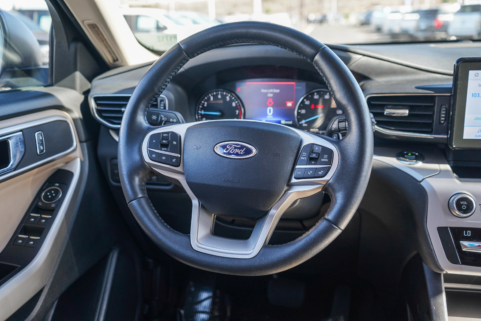 Used 2020 Ford Explorer XLT RWD image 15