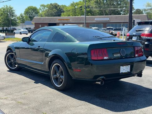 Used 2009 Ford Mustang GT RWD image 5