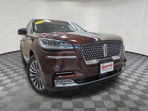 Used 2020 Lincoln Aviator Reserve w/ Equipment Group 201A AWD/4WD image 2