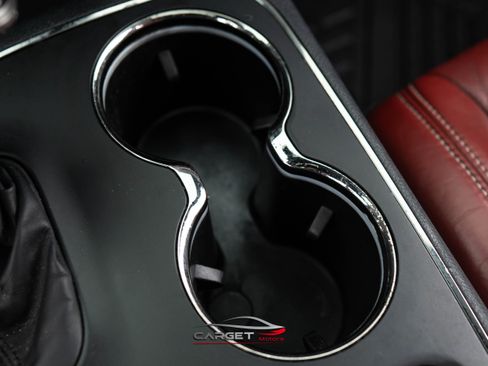 Used 2018 Dodge Durango SRT w/ SRT Interior Appearance Group AWD/4WD image 35