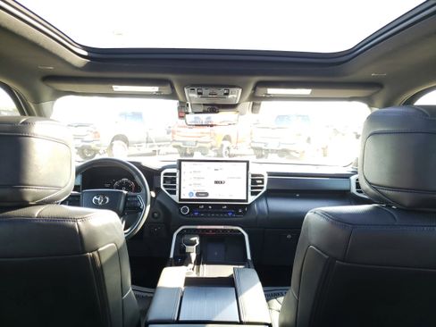 Used 2025 Toyota Tundra Platinum image 22