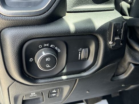 Used 2020 RAM 1500 Rebel w/ Rebel Level 2 Equipment Group AWD/4WD image 14