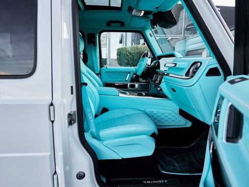 Used 2025 Mercedes-Benz G 63 AMG 4MATIC image 34