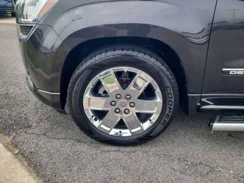 Used 2015 GMC Acadia Denali AWD/4WD image 9