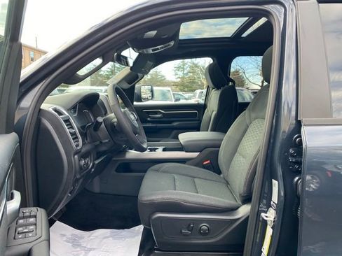 New 2026 RAM 1500 4x4 Crew Cab image 21