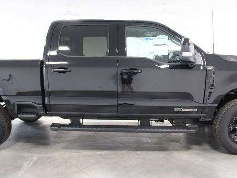 New 2025 Ford F250 Lariat w/ Lariat Ultimate Package image 10