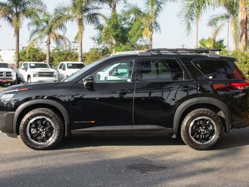 Used 2023 Nissan Pathfinder Rock Creek image 5