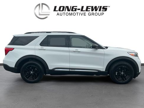 Used 2023 Ford Explorer XLT w/ Equipment Group 202A AWD/4WD image 8