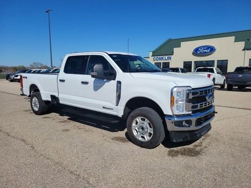 Used 2024 Ford F250 XLT image 23