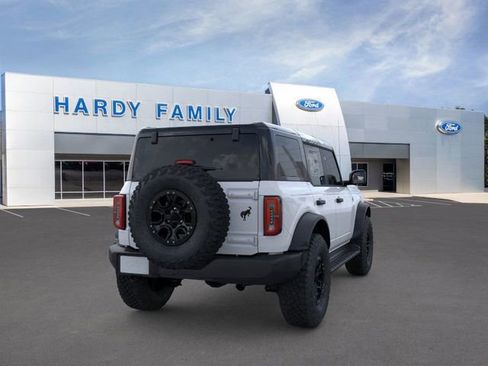 New 2026 Ford Bronco Outer Banks w/ Sasquatch Package AWD/4WD image 8