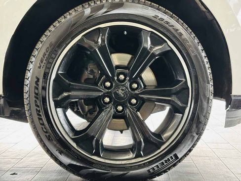 Used 2024 Ford Expedition Limited AWD/4WD image 28