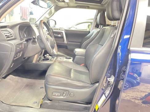 Certified 2022 Toyota 4Runner Limited AWD/4WD image 13