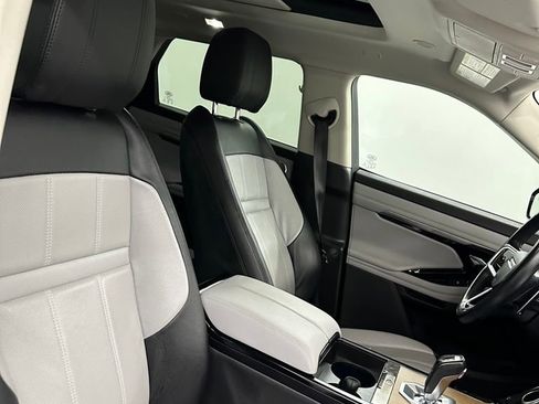 Used 2021 Land Rover Range Rover Evoque R-Dynamic S AWD/4WD image 34