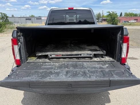 Used 2019 Ford F350 Platinum w/ Platinum Ultimate Package AWD/4WD image 17
