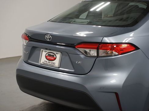Certified 2024 Toyota Corolla LE FWD image 9