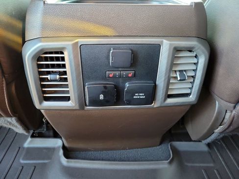 Used 2019 Ford F250 Limited w/ FX4 Off-Road Package AWD/4WD image 12