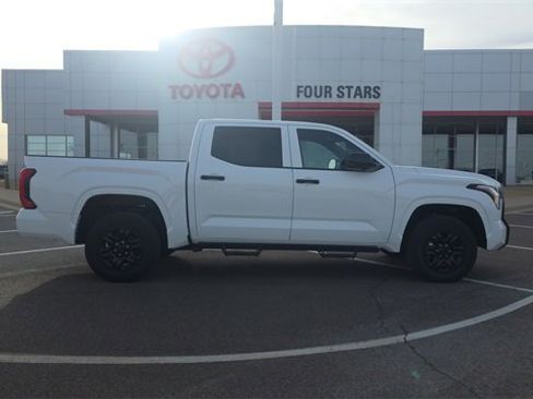 Used 2025 Toyota Tundra SR image 5
