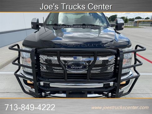 Used 2017 Ford F350 XLT w/ XLT Premium Package AWD/4WD image 38