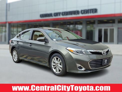 Used 2014 Toyota Avalon XLE Premium image 1