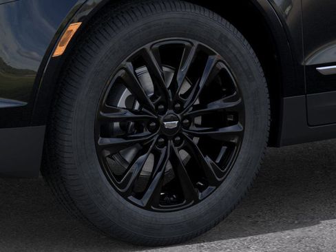 New 2026 Cadillac XT5 Luxury image 9