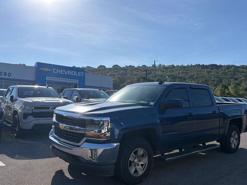 Used 2017 Chevrolet Silverado 1500 LT w/ All Star Edition RWD image 1