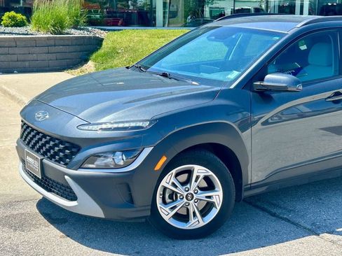 Used 2022 Hyundai Kona SEL AWD/4WD image 2