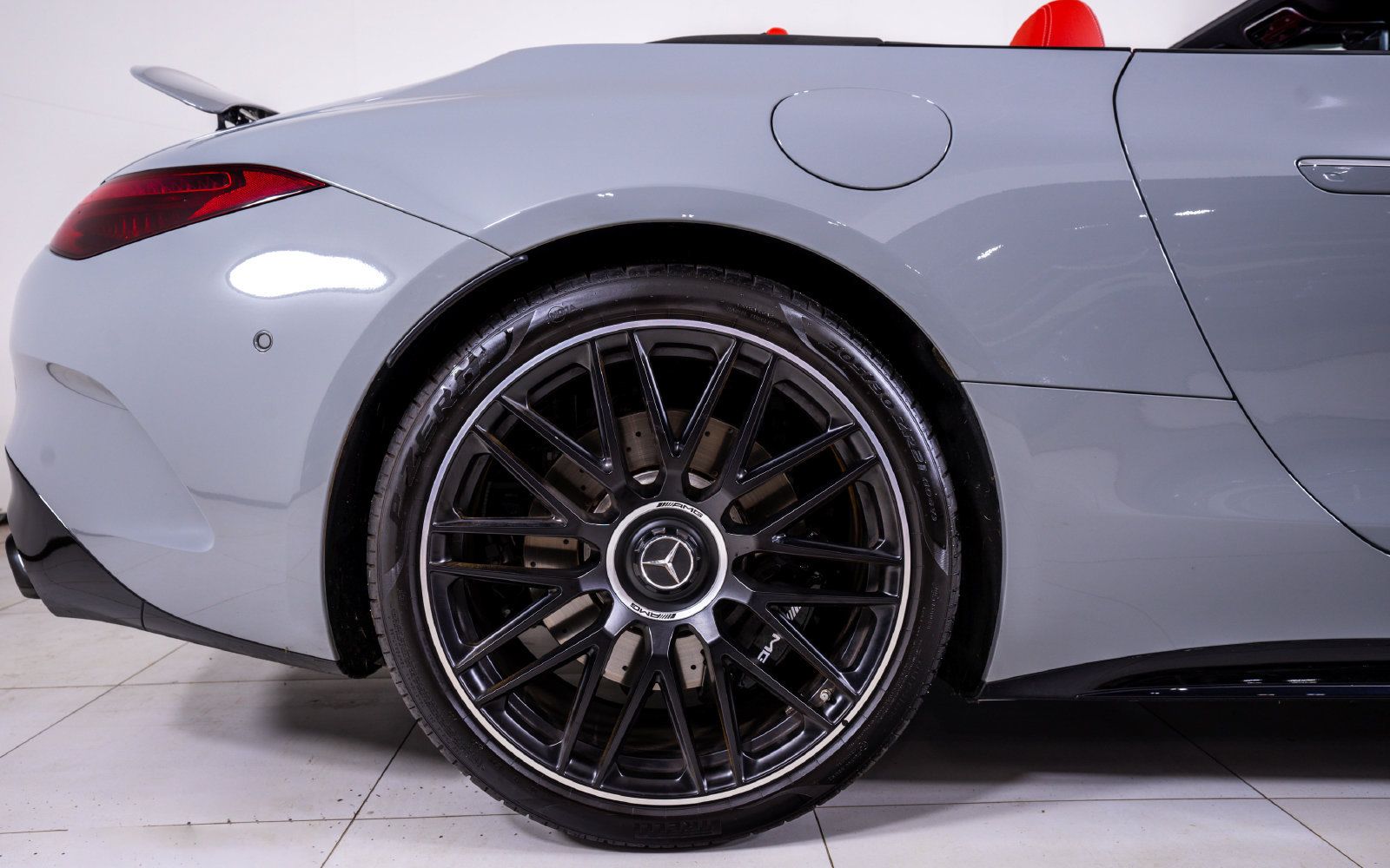 Used 2024 Mercedes-Benz SL 63 AMG 4MATIC image 18