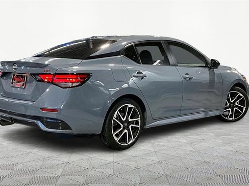 Used 2024 Nissan Sentra SR w/ Trunk Package image 2