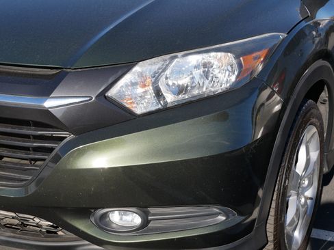 Used 2016 Honda HR-V EX image 16