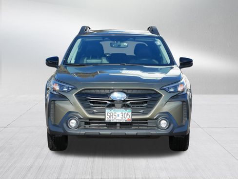 Certified 2025 Subaru Outback Onyx Edition image 2