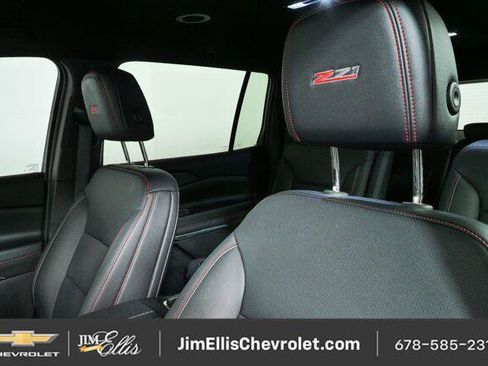 Certified 2024 Chevrolet Traverse Z71 w/ Enhanced Driving Package AWD/4WD image 5