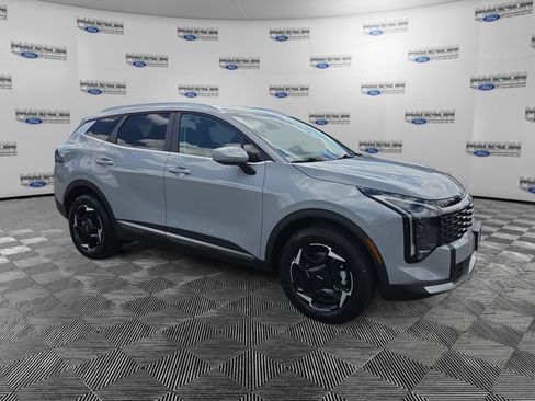 Used 2026 Kia Sportage EX AWD/4WD image 7