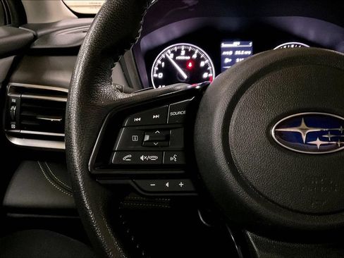 Used 2025 Subaru Outback Onyx Edition AWD/4WD image 17
