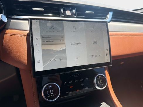 Used 2026 Jaguar F-PACE R-Dynamic S AWD/4WD image 21