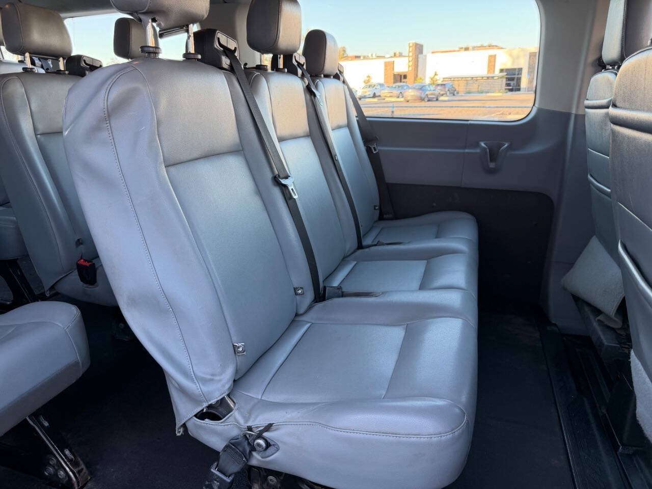 Used 2017 Ford Transit 350 XL RWD image 21