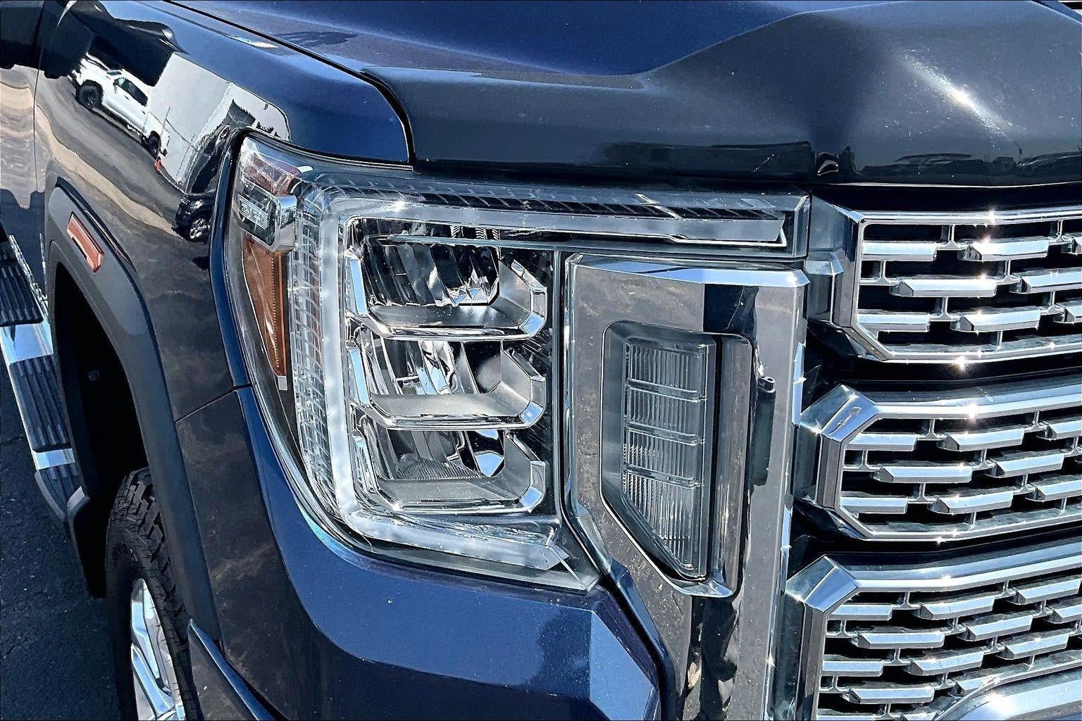 Used 2020 GMC Sierra 3500 Denali w/ Denali Ultimate Package AWD/4WD image 27