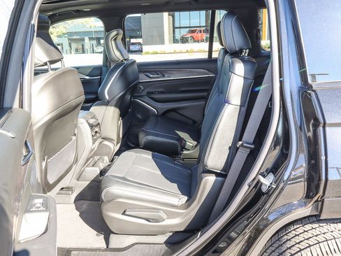 New 2025 Jeep Grand Cherokee L Overland w/ Advanced Protech Group III image 14