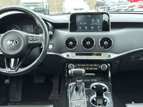 Used 2019 Kia Stinger image 8
