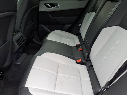 Certified 2026 Land Rover Range Rover Velar Dynamic SE image 5