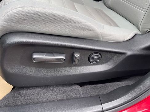Certified 2022 Honda CR-V EX image 20
