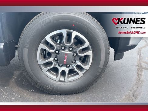 New 2025 GMC Sierra 2500 SLE image 11