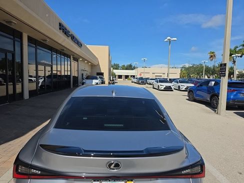 Used 2025 Lexus IS 350 F Sport RWD image 8