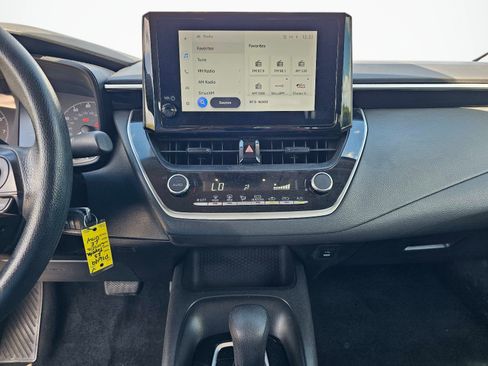 Used 2023 Toyota Corolla LE FWD image 21
