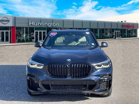 Used 2022 BMW X5 xDrive40i w/ M Sport Package AWD/4WD image 2