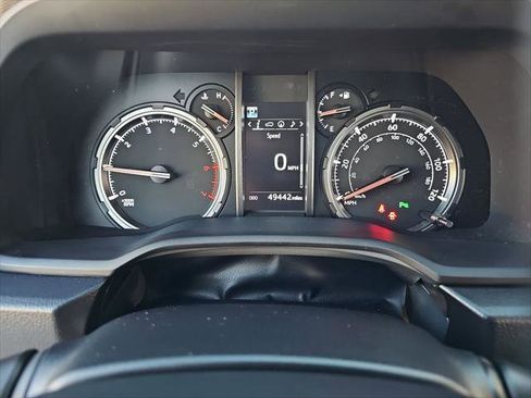 Certified 2022 Toyota 4Runner Limited AWD/4WD image 10