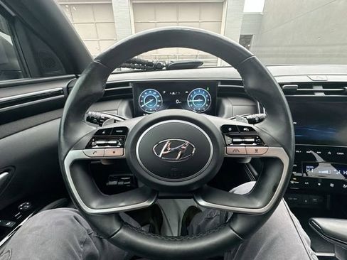 Used 2022 Hyundai Santa Cruz Limited AWD/4WD image 17