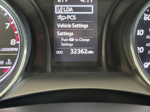 Used 2020 Toyota Camry LE FWD image 33