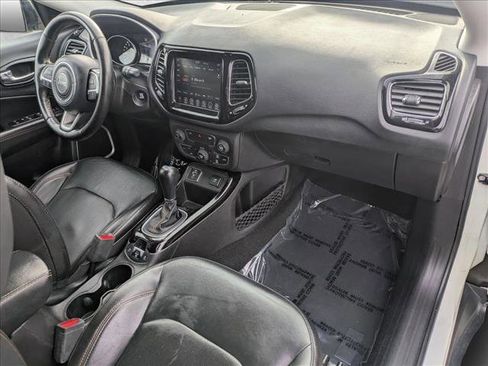 Used 2020 Jeep Compass Limited image 20