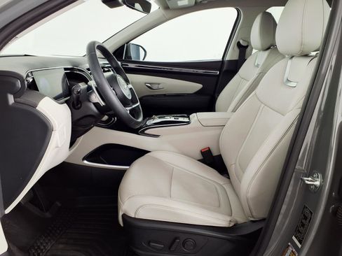Certified 2024 Hyundai Tucson Limited FWD image 17